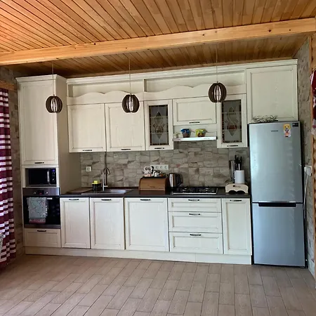 світанкове сяйво Lodge Yaremche